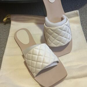 VILLA ROUGE -
Quilted leather Slide Sandals in White women-New with box  SIZE 10